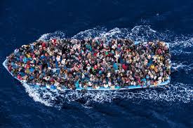 Cientos de inmigrantes mueren al intentar cruzar las aguas mediterráneas