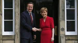 David Cameron i Nicola Sturgeon a Edimburg, després de les eleccions generals britàniques