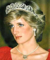 Lady Diana de Gales, muerta hoy hace 21 años bajo un puente del Sena en París. 
