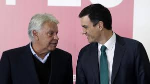 Felipe González y Pedro Sánchez discrepan sobre el papel del PSOE en estos momentos.