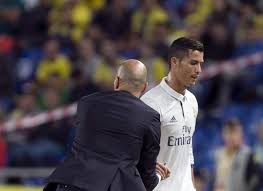 Cristiano Ronaldo sustituido por Zidane en Las Palmas. Malas vibraciones.