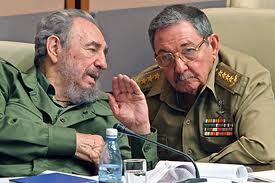 Una foto de Fidel y Raúl Castro 