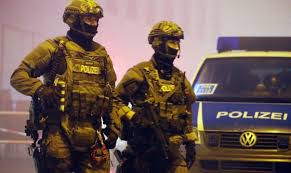 La policía de Munich en busca de los autores del tiroteo que ha causado varios muertos 