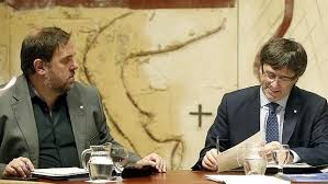 El president Carles Pugdemont y el vicepresident Oriol Junqueras en el momento más delicado y relevante de su alianza política 